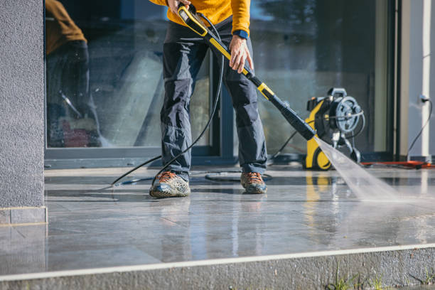 Best Concrete Pressure Washing  in Ashtabula, OH