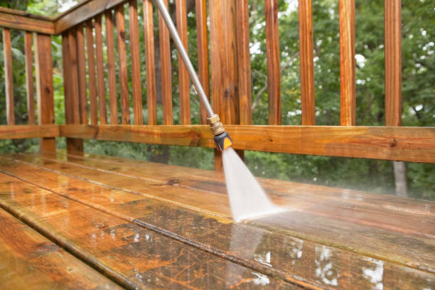 Best Garage Pressure Washing  in Ashtabula, OH