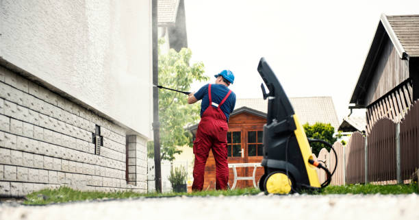 Best Deck Cleaning Services  in Ashtabula, OH